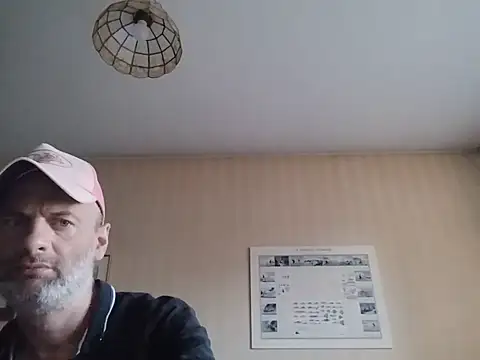 Chnrt live cam on StripChat