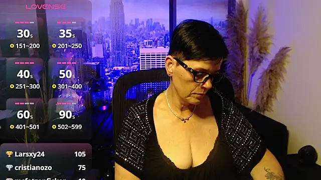 ninarandmann live cam on StripChat