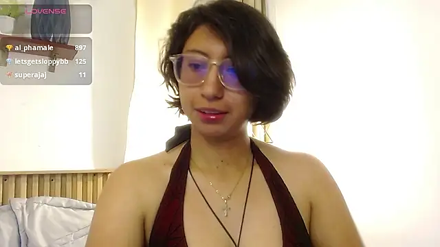 Violet_2003 live cam on StripChat