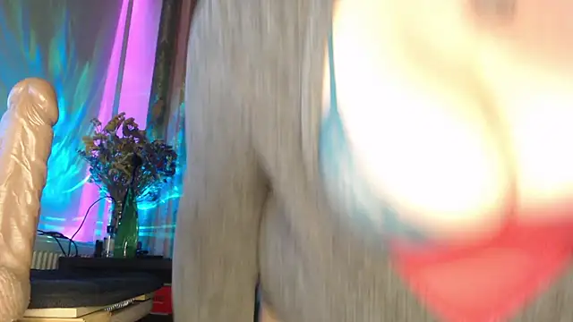 amorelara live cam on StripChat