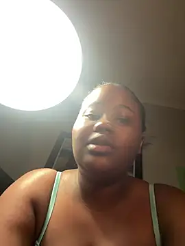 TThickblackpussy1 live cam on StripChat