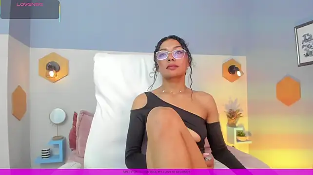 Gabriella_Rouse_ live cam on StripChat