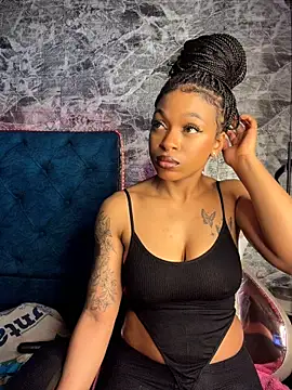 Melany_Williams live cam on StripChat