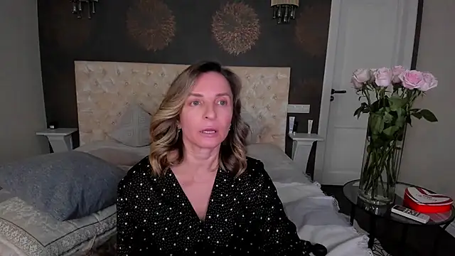 AllisonWilliams live cam on StripChat