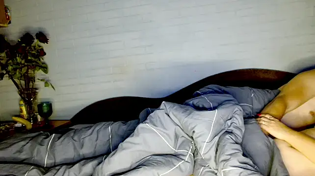 Sweetcoople28 live sex cam