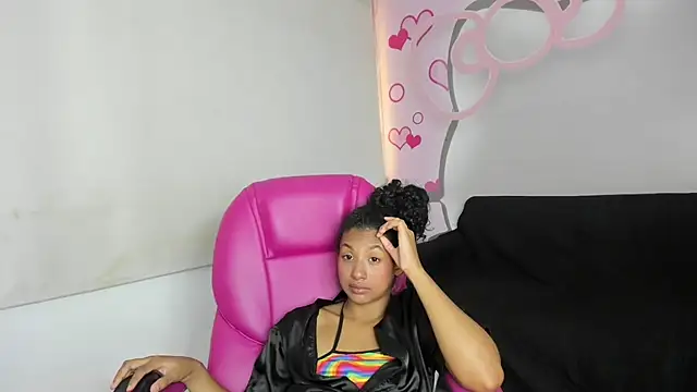 Doll-Star live cam on StripChat