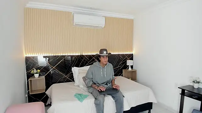 Damian_romanoff_ live sex cam