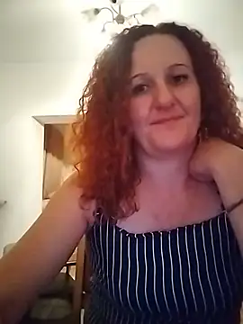 KarinaFlower99 live cam on StripChat