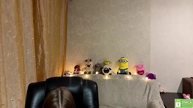 urcutiebunnyy live cam on StripChat