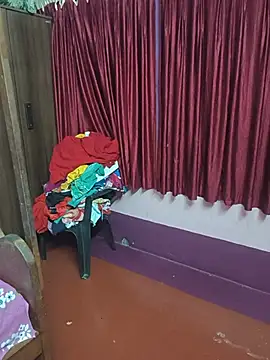 Little-Roshni live sex cam