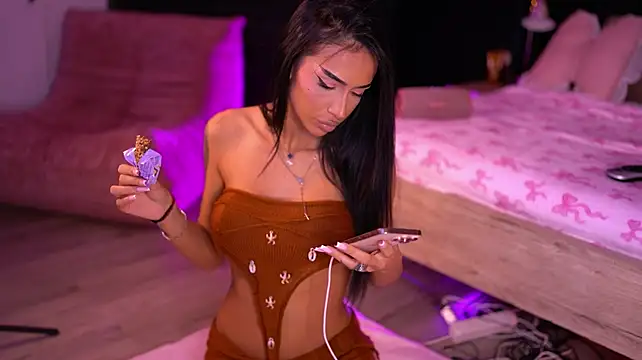 KimNatty live cam on StripChat