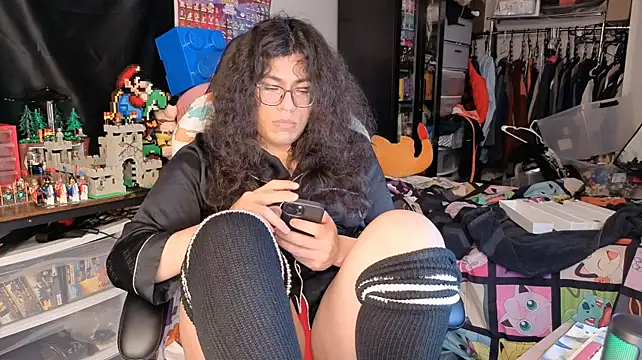 ShinyCherub live cam on StripChat