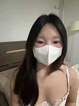 Ni_Tran live cam on StripChat