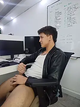 Axel_Romanov live sex cam