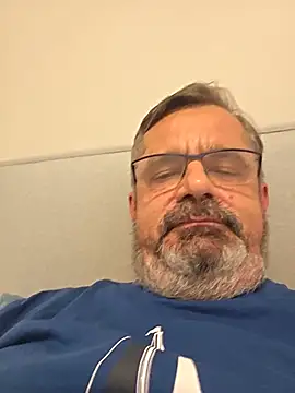 Axer1960 live cam on StripChat