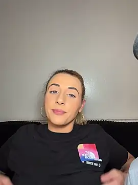 Strongqueen live sex cam