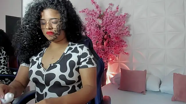 denise_smellie live cam on StripChat