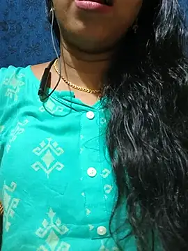 Niharitha live cam on StripChat