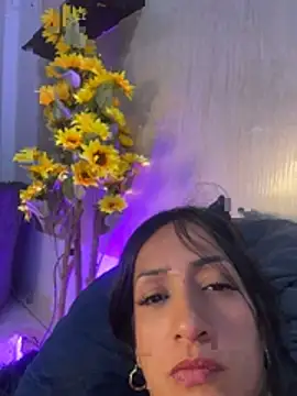 kendall_flower live cam on StripChat