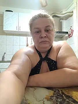 AriannaMilf live cam on StripChat