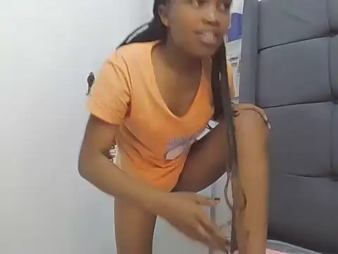 lily_tequila live cam on StripChat