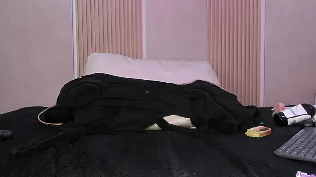 stephany_summer live cam on StripChat