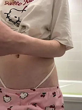 KoriMelon live sex cam