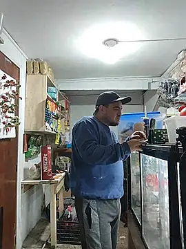 MrcockB live sex cam
