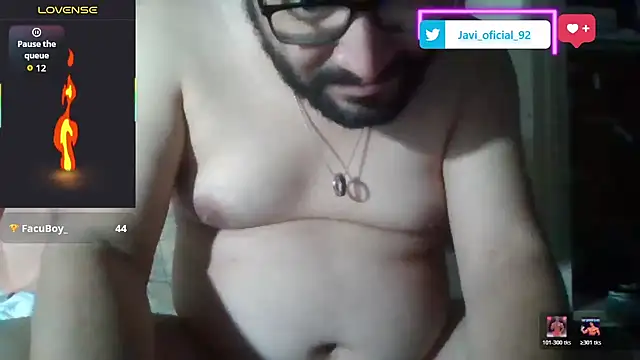 Javi_92 live cam on StripChat