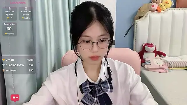Luna-666 live sex cam