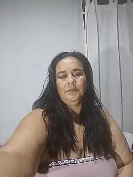 Sharlot_curvy live sex cam