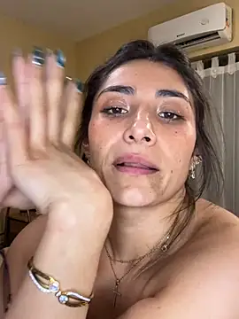 IsabellaGonzalez live sex cam
