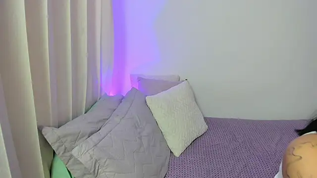 Hanna_naoo_ live cam on StripChat