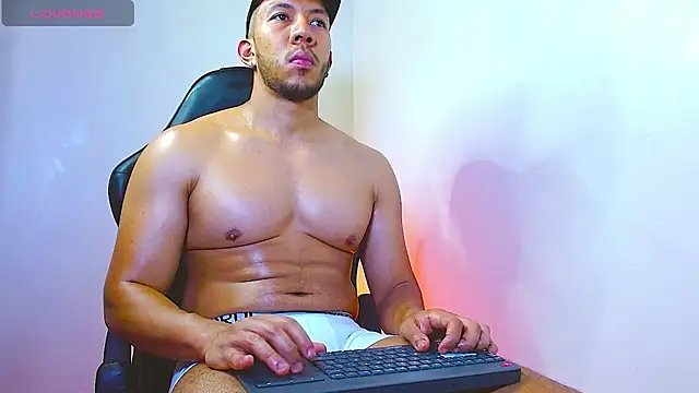 georgeholl live cam on StripChat