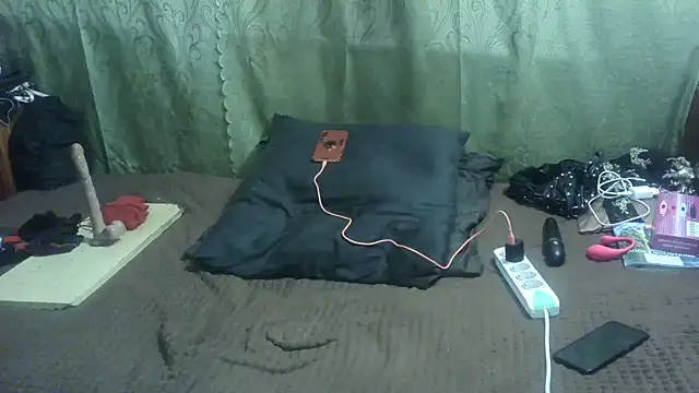 IngaQAce live cam on StripChat