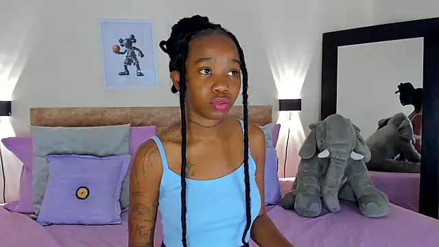 Rihana_hot01 live cam on StripChat