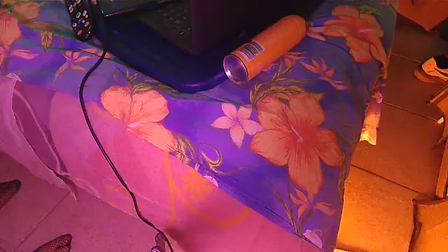 SatiroyNinfa live cam on StripChat