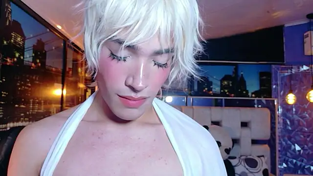 isaac_nova live cam on StripChat