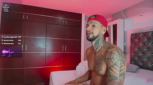 Valentiinoss live sex cam