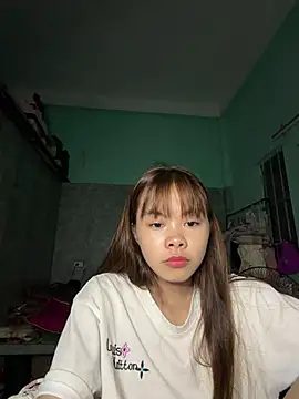 Cry_sexy live cam on StripChat