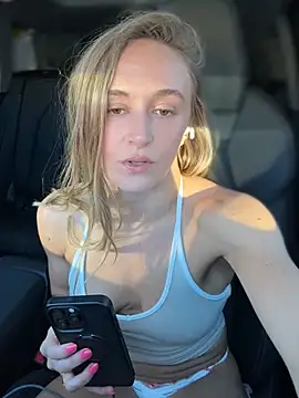 lunagirl13 live sex cam