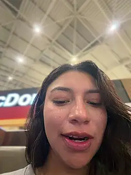 CocoaGigiMuse live cam on StripChat