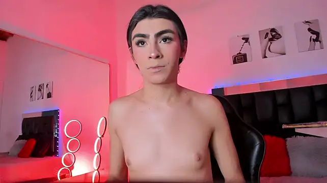 Isabella_Moon9 live cam on StripChat