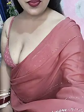 Curvy_Nayara live cam on StripChat