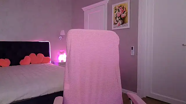 ChristieBlace live cam on StripChat