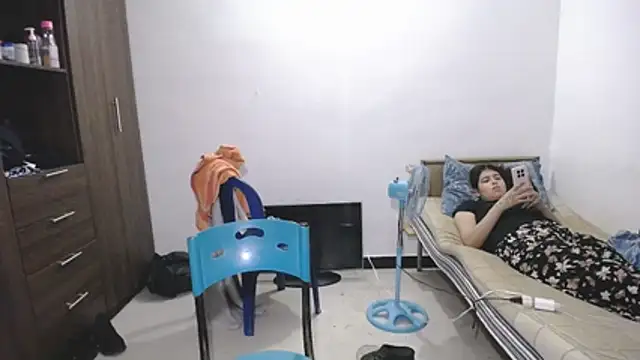 Mirage_Sertori live cam on StripChat