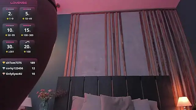 Ambarmoon_ live cam on StripChat