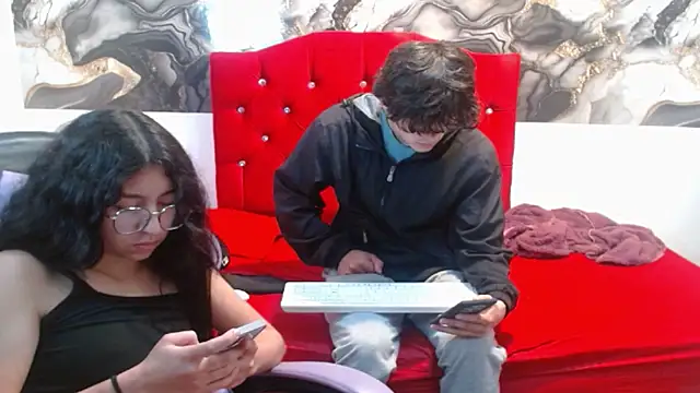 the_jhones live cam on StripChat