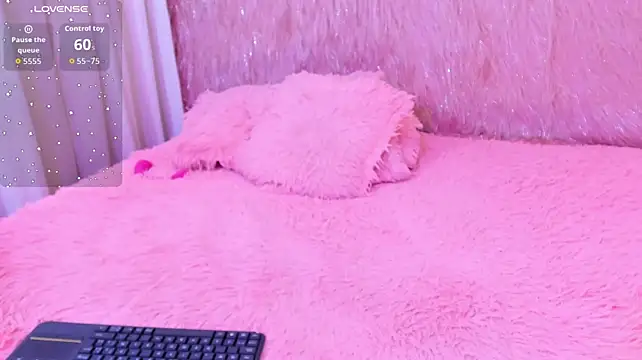 Skarlet_Ruiz_ live sex cam