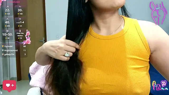 DesiZoya live sex cam